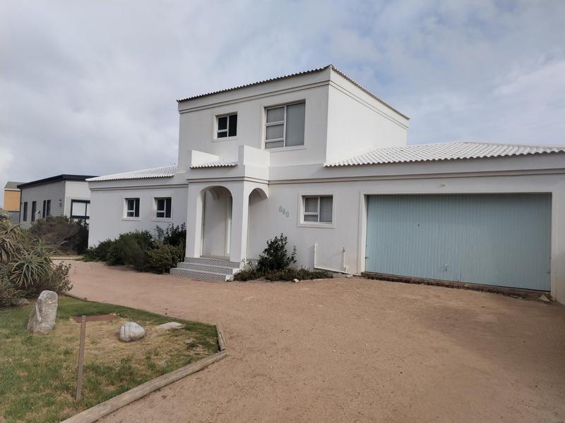 4 Bedroom Property for Sale in Pringle Bay Western Cape